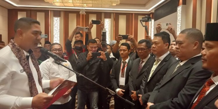 Lantik Pengurus Kadin Kabupaten Tangerang 2022-2027, Zulkarnaen: Saya Juga Berpesan Agar Bisa Membantu Usaha UMKM