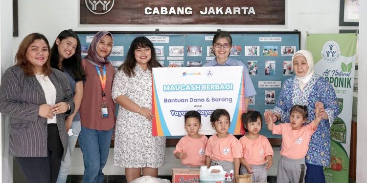 Maucash Gelontorkan Donasi ke Yayasan Sayap Ibu Jakarta Selatan