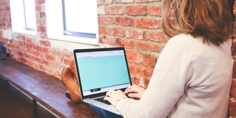 Kunci Sukses Menjadi Freelancer yang Profesional dan Dapat Dicatatkan Prestasinya