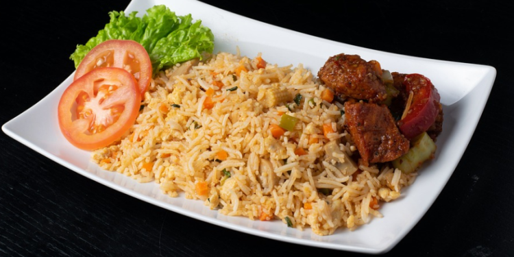 Kamu Perlu Coba, Ini Resep Nasi Goreng Rumahan yang Lezat