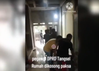 Video Viral Orang Mengaku Sebagai Debt Collector Keluarkan Barang dari Rumah Pegawai DPRD Tangsel 