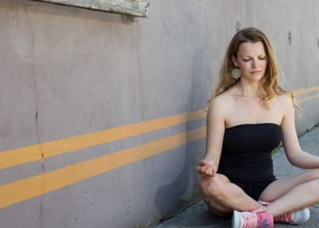 Meditasi Malam Hari: Menemukan Ketenangan di Akhir Hari