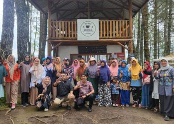 Gelar Diskusi Publik di Garut, TII Ingatkan Pentingnya Partisipasi Perempuan dalam Program Perhutanan Sosial