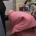 Fenomena Salat di Dalam KRL, Bagaimana Hukumnya dalam Islam?