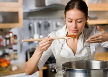 Awas, Delapan Makanan Ini Bisa Jadi Racun Jika Dipanaskan Kembali