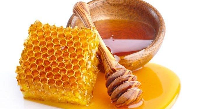 Tips Menggunakan Madu untuk Mencerahkan Kulit