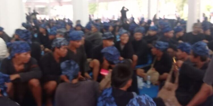 Ribuan Warga Badui “Turun Gunung” Rayakan Seba di Pendopo Lebak