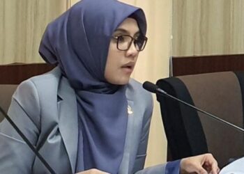 Teknologi dan Pengembangan Karir: Menjelajahi Tantangan dan Peluang