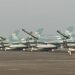 HUT TNI AU Ke-77, Ribuan Warga Antusias Saksikan Atraksi Pesawat