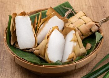 Tips dan Cara Bikin Ketupat Empuk, Padat dan Antibocor