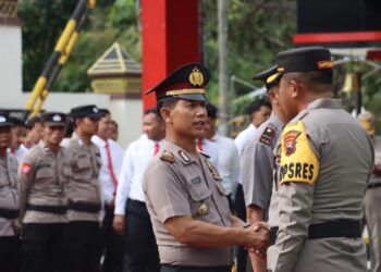 Dua Anggota Polres Wonogiri Raih Kenaikan Pangkat Pengabdian