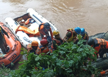 Hujan di Tangsel Makan Korban Jiwa, Ayah dan Anak Hanyut di Selokan Pondok Cabe Ilir 