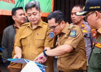 Pilar Saga Ichsan Janji Tuntaskan Persoalan Genangan Air di Jalan Ceger Raya Pondok Aren