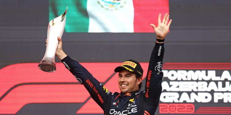 Sergio Perez Menangi GP Azerbaijan