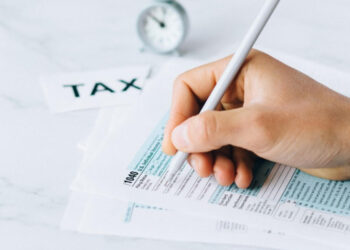 The Tax Effect terhadap Inflasi dan Perputaran Buruk Ekonomi Indonesia