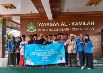 Wujudkan Kreativitas Anak di Yayasan Al Kamilah Melalui Inovasi Kreasi Stik Es Krim
