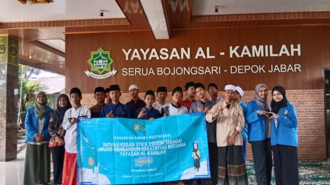 Wujudkan Kreativitas Anak di Yayasan Al Kamilah Melalui Inovasi Kreasi Stik Es Krim