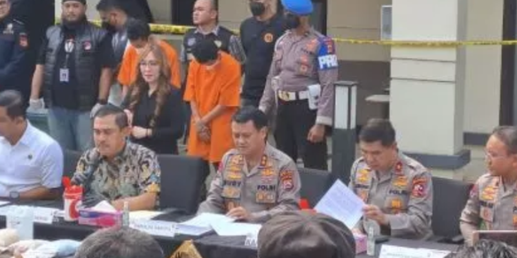 Polri dan Bea Cukai Ungkap Jaringan Produksi Narkotika Jenis Ekstasi