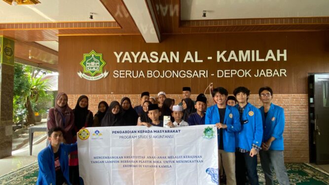 Mengembangkan Kreativitas Anak Melalui Kerajinan Tangan Lampion