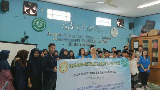 Pelatihan Public Speaking untuk Santri dan Santriwati di Pondok Pesantren Al Amien Ciater