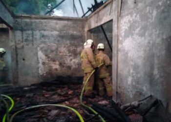 kebakaran di pasar rebo