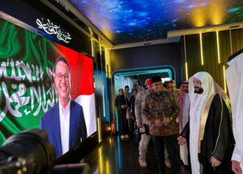 Disambut Hangat Direktur Museum, Anies Terkesan Kesahihan Museum Rasulullah