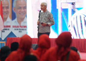 Pesan Ganjar Pranowo ke Relawan dan Kader: Rangkul Generasi Muda hingga Emak-emak