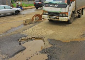 Suara Mahasiswa Menghadapi Maraknya Jalan Rusak di Provinsi Banten