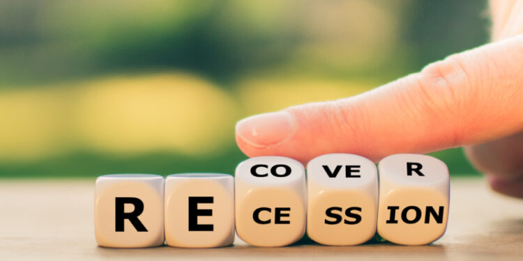 Ancaman Resesi 2023, UMKM Sebagai Solusi yang Cerdas dan Efektif