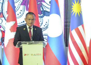 Wakil Ketua DPR RI bidang Koordinator Polhukam, Lodewijk F. Paulus