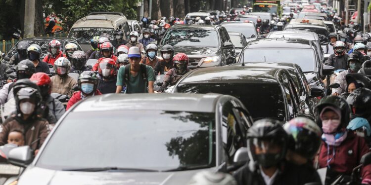 Kemacetan Menjadi Penghambat Aktivitas Masyarakat