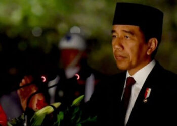 Jokowi Pimpin Apel Kehormatan dan Renungan Suci di TMP Kalibata