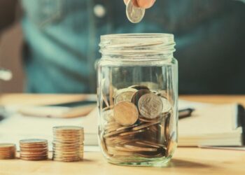 Menabung di Usia Muda untuk Kestabilan Finansial, Simak Penjelasannya