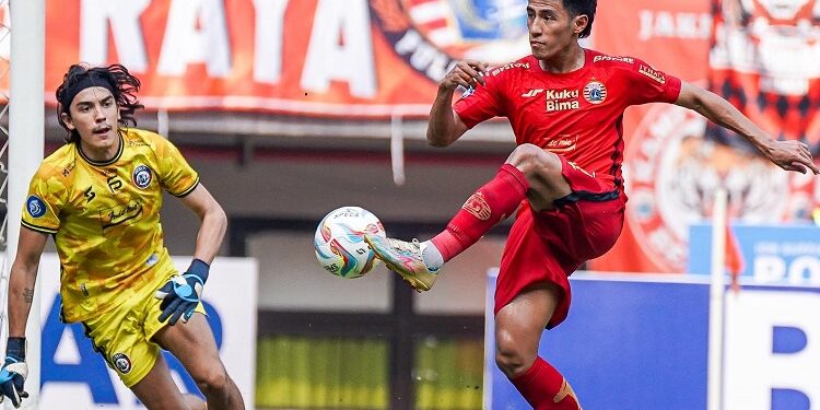 Persija vs Arema. Foto: Persija