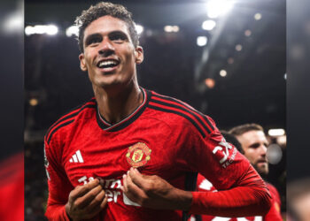Gol Tunggal Varane Bawa MU Jungkalkan Wolves