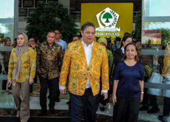 Mantan Presiden Filipina Sambangi Golkar Institute