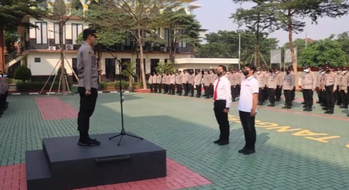 Kapolres Tangsel Beri Penghargaan kepada 30 Anggota Satreskrim