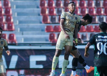 Hasil Liga 1: Persebaya Imbangi Dewa United, Arema Bekuk PSS