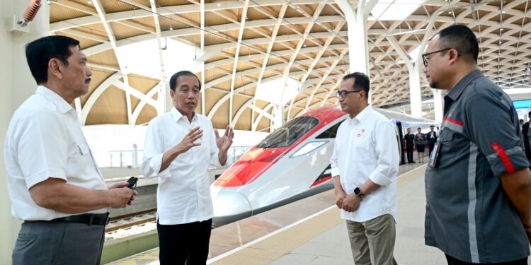 Uji Coba Gratis Kereta Cepat Jakarta-Bandung Mulai Berlaku Besok