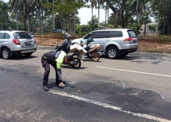 Insiden Tabrakan Dua Pemotor di Serpong, Satu Motor Terbakar