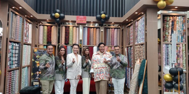 Belanja di Motifs Textile & Tailor Bekasi, Gratis Desain dari Ivan Gunawan