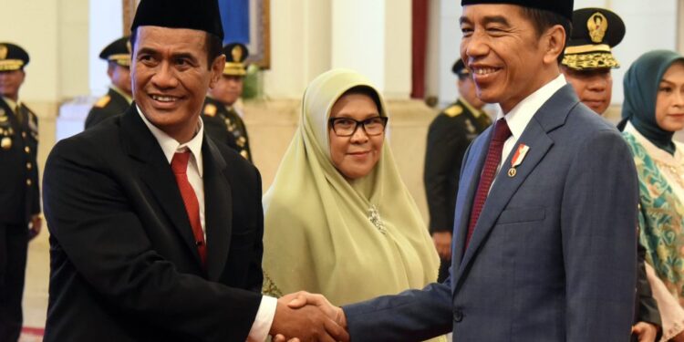 Presiden Jokowi Lantik Andi Amran Sulaiman sebagai Menteri Pertanian