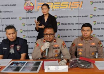 Tak Terima Kekasihnya Diejek, Pria di Jakbar Pilih Ajak Duel Maut