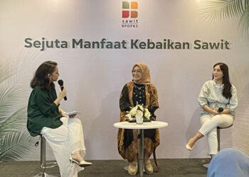 Industri Kelapa Sawit Banyak Membantu Masyarakat dalam Mengentaskan Kemiskinan