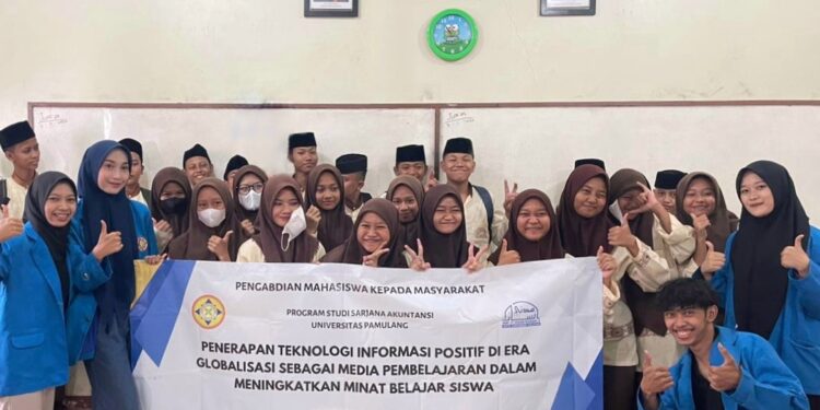 Edukasi Penerapan Teknologi Informasi Positif sebagai Media Pembelajaran