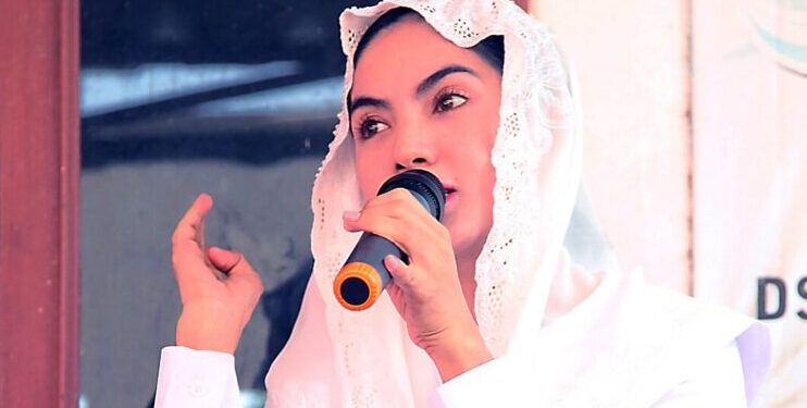 Desy Nike Ria Rayakan Sumpah Pemuda di Banten