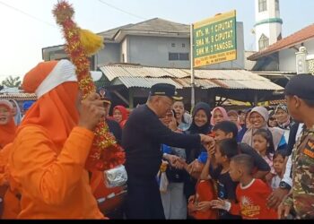 HUT ke-85 Kelurahan Kedaung Diramaikan 3 Ribu Warga Peserta Jalan Sehat