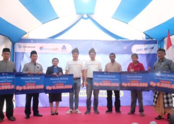 AWDA dan FIFGROUP Salurkan CSR untuk Enam Rumah Ibadah di Batam