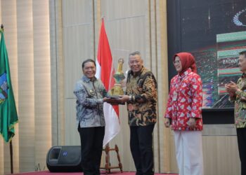 Lagi, Pemkot Tangsel Terbaik se-Banten sebagai Badan Publik Informatif