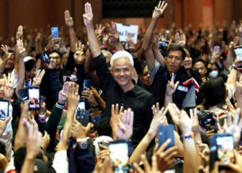 Masa Kampanye, Ganjar ke Relawan: Pasang Telinga dan Buka Mata